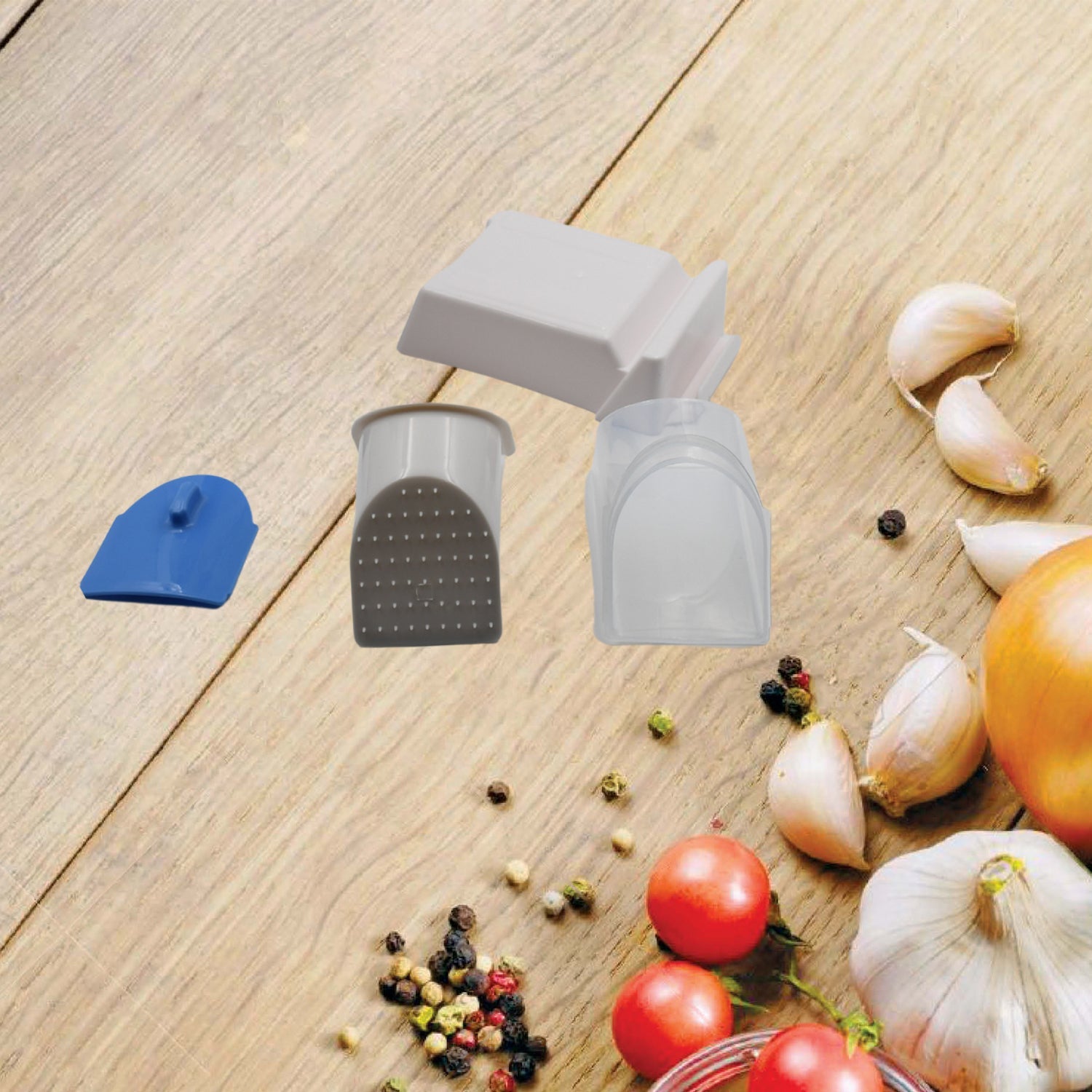 Time-saving food slicer and julienne chopper.